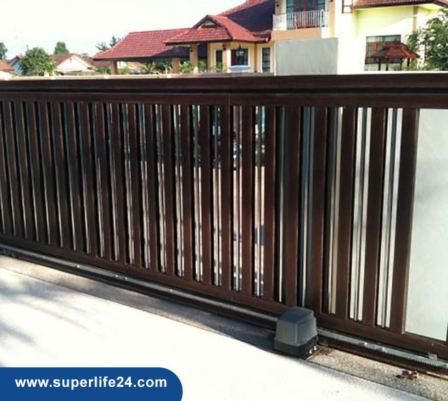 امنیت با استفاده از درب برقی امنیت با استفاده از درب برقی