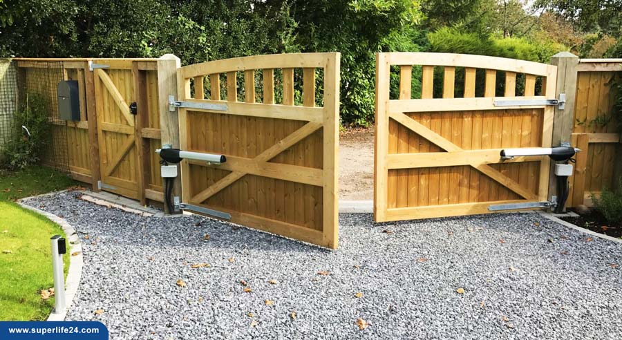 تردد از درب برقی-سوپرلایف تردد از درب برقی-سوپرلایف