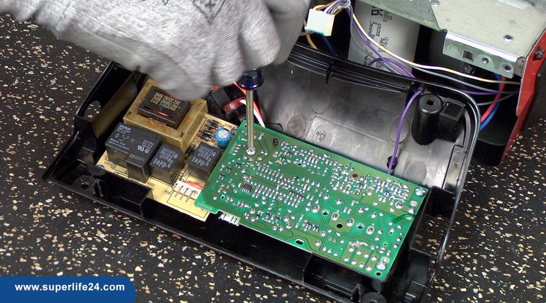 تعمیر برد در برقی در 10 دقیقه تعمیر برد در برقی در 10 دقیقه