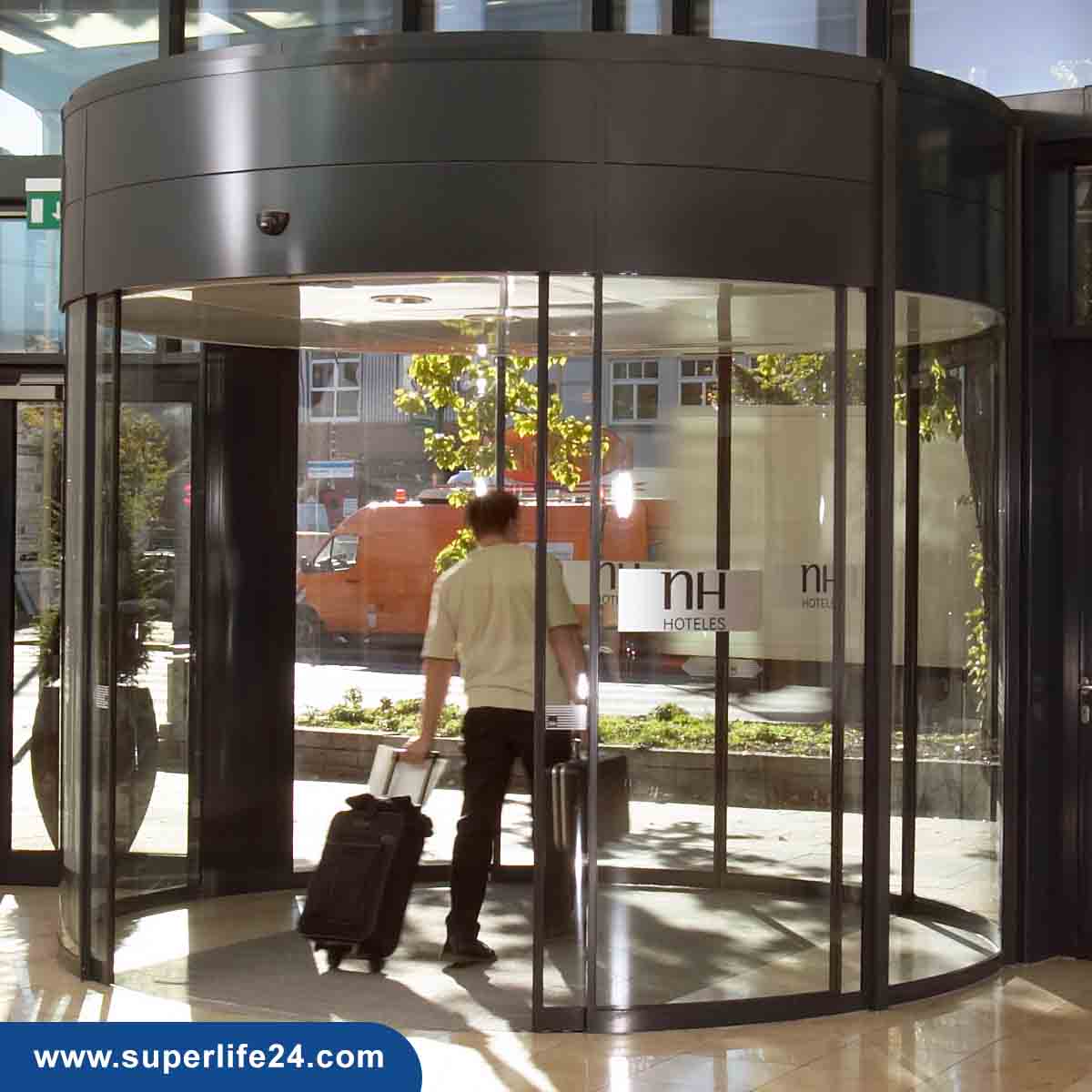 انواع درب اتوماتیک قوسی انواع درب اتوماتیک قوسی